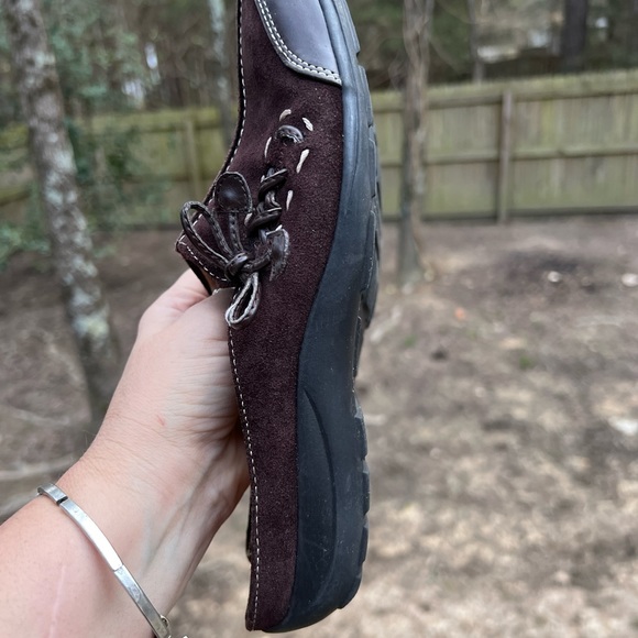 NATURALIZER Brown Leather Faxer Mules size 8 - Picture 10 of 13